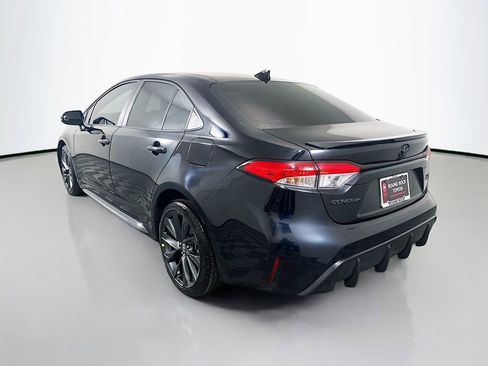 Used 2023 Toyota Corolla SE image 7