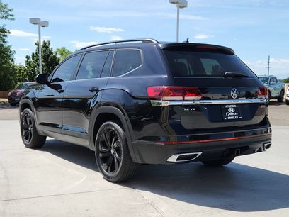 Used 2022 Volkswagen Atlas SE w/ Panoramic Sunroof Package