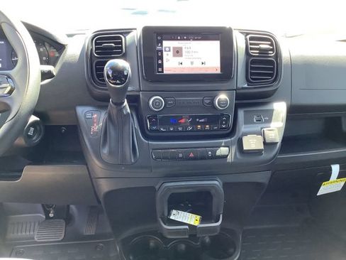 Used 2025 RAM ProMaster 1500 w/ Convenience Group FWD image 16