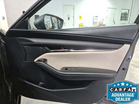 Used 2022 MAZDA MAZDA3 s FWD image 28