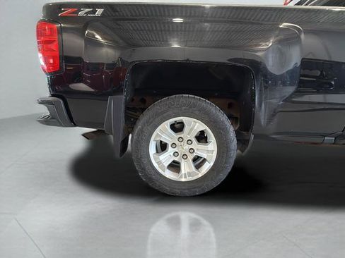 Used 2018 Chevrolet Silverado 1500 LT w/ All Star Edition AWD/4WD image 35