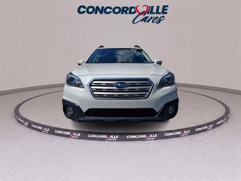 Used 2016 Subaru Outback 2.5i Premium AWD/4WD image 2