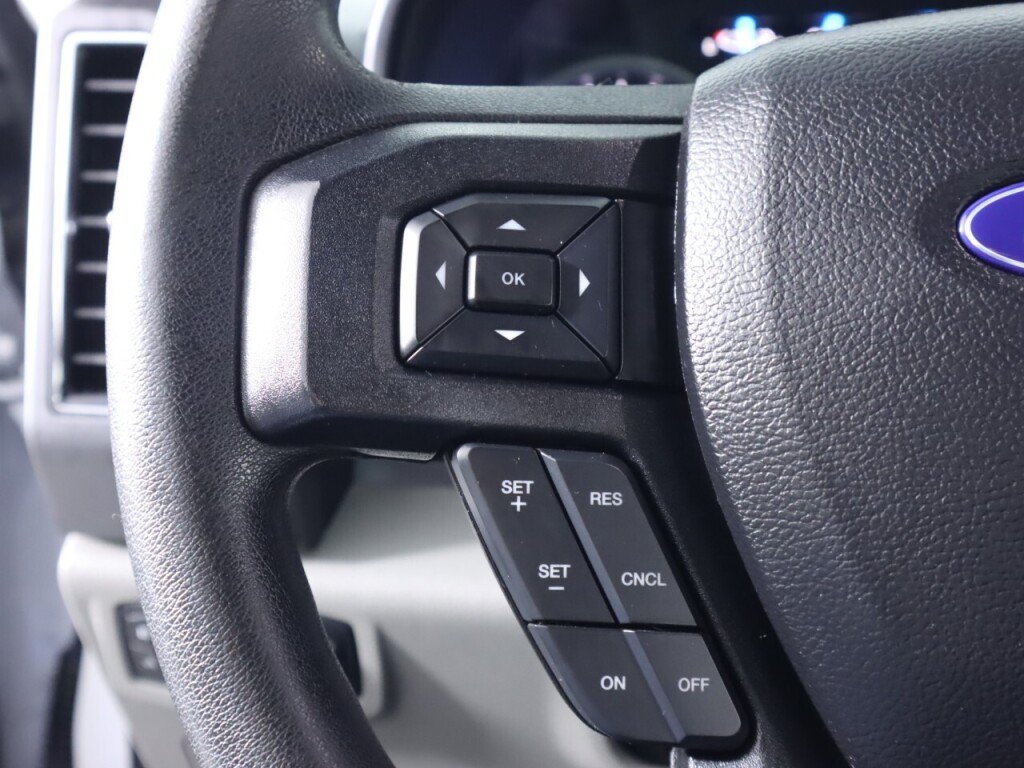 Used 2017 Ford F150 XLT AWD/4WD image 12