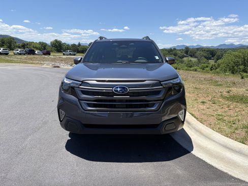New 2026 Subaru Forester Premium AWD/4WD image 2