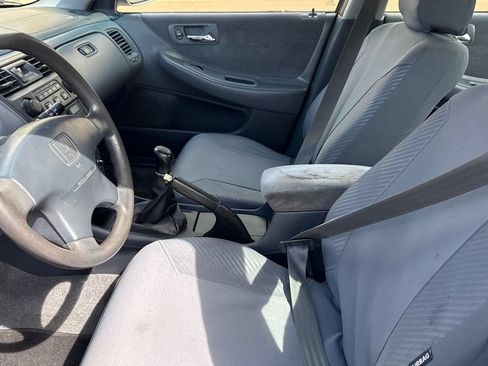 Used 1998 Honda Accord LX image 9