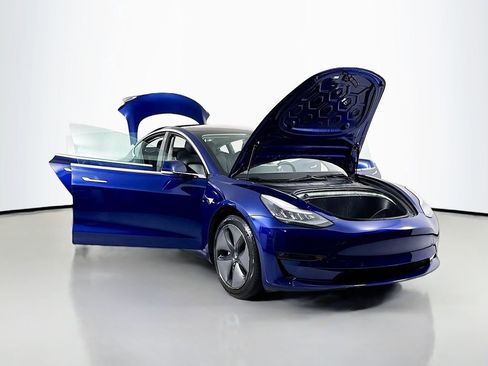 Used 2018 Tesla Model 3 Long Range image 32