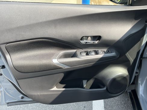 Used 2024 Nissan Kicks SV FWD image 21