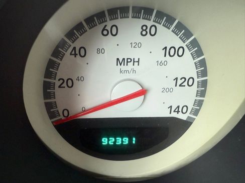Used 2010 Dodge Charger Rallye RWD image 13