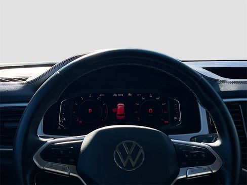 Used 2022 Volkswagen Atlas SE image 22