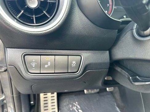 Used 2022 Kia Forte GT-Line w/ GT-Line Premium Package FWD image 13