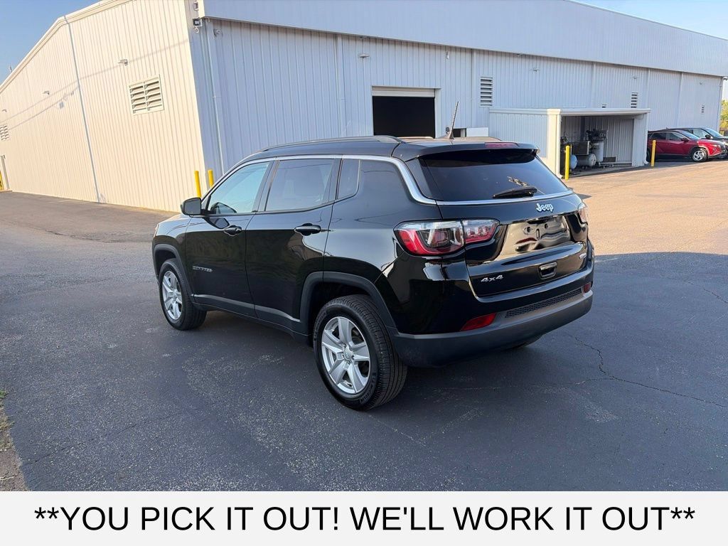 Used 2022 Jeep Compass Latitude w/ Convenience Group AWD/4WD image 4