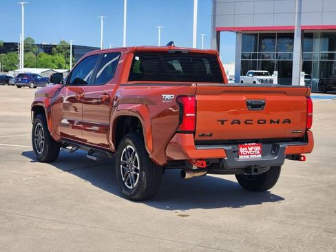 Certified 2025 Toyota Tacoma TRD Sport image 5