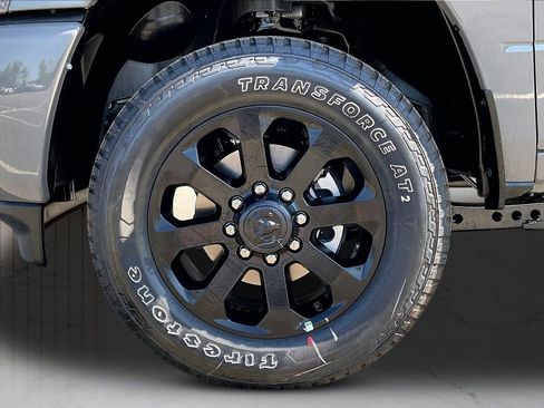 New 2026 RAM 2500 Big Horn AWD/4WD image 32