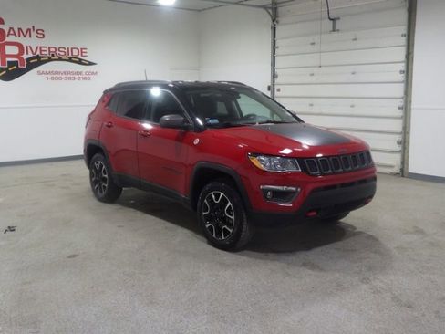 Used 2021 Jeep Compass Trailhawk AWD/4WD image 5