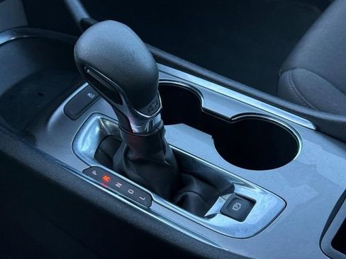 Used 2023 Chevrolet Malibu LT image 21