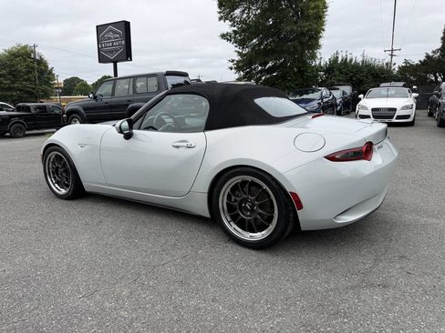 Used 2016 MAZDA MX-5 Miata Grand Touring RWD image 7