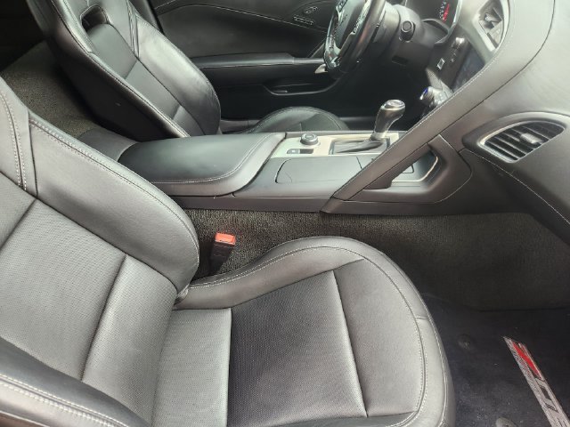 Used 2017 Chevrolet Corvette Z06 RWD image 13
