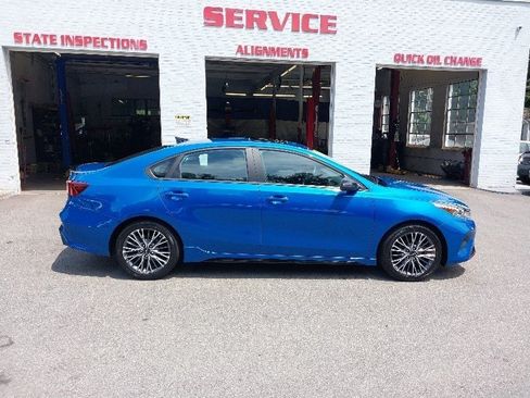 Used 2023 Kia Forte GT-Line w/ GT-Line Premium Package FWD image 1