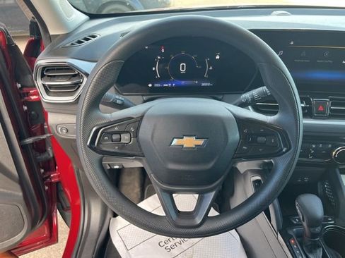 Used 2025 Chevrolet TrailBlazer LT image 13