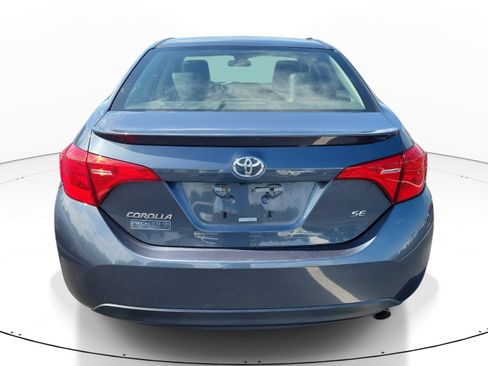 Used 2018 Toyota Corolla SE FWD image 4