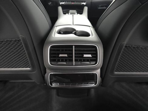 Used 2025 Mercedes-Benz GLS 450 4MATIC image 28
