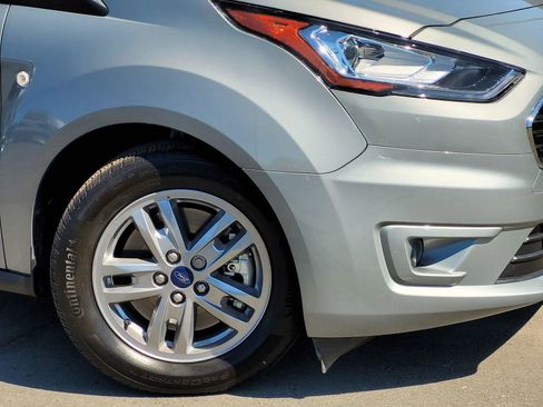 Used 2023 Ford Transit Connect XLT w/ XLT Premium Package image 5