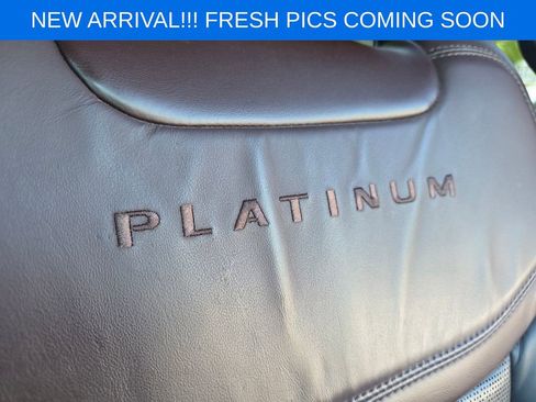 Used 2020 Ford Explorer Platinum w/ Premium Technology Package image 16