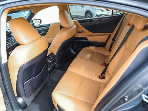 Used 2023 Lexus ES 350 FWD image 18