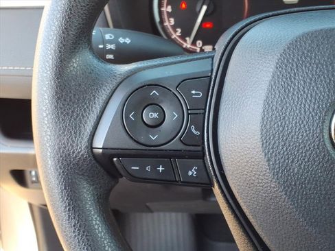 Certified 2025 Toyota RAV4 LE image 19