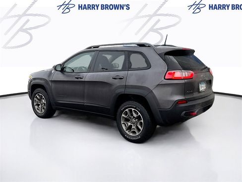 Used 2020 Jeep Cherokee Trailhawk image 2