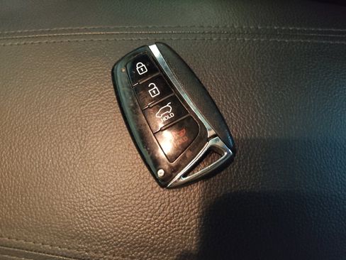 Used 2018 Hyundai Santa Fe Sport image 32