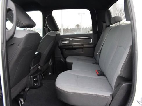 Used 2021 RAM 3500 Big Horn image 30