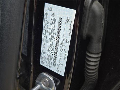 Used 2025 Ford Escape Active image 15