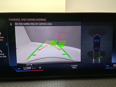 Used 2023 BMW 330i xDrive Sedan w/ M Sport Package image 25