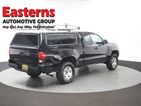 Used 2023 Toyota Tacoma SR AWD/4WD image 39