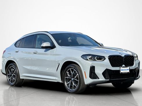 Used 2024 BMW X4 xDrive30i w/ Premium Package AWD/4WD image 7