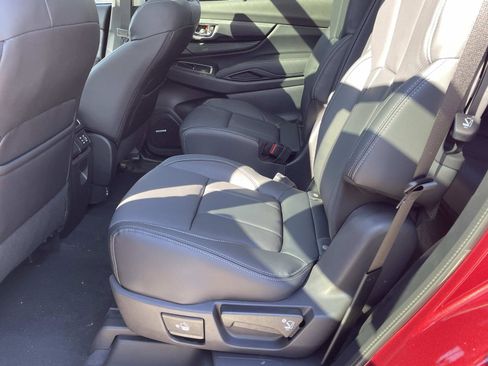 New 2025 Subaru Ascent Limited w/ Popular Package #1 image 6