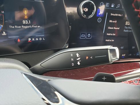 New 2026 Chevrolet Traverse RS w/ LPO, Floor Liner Package image 20