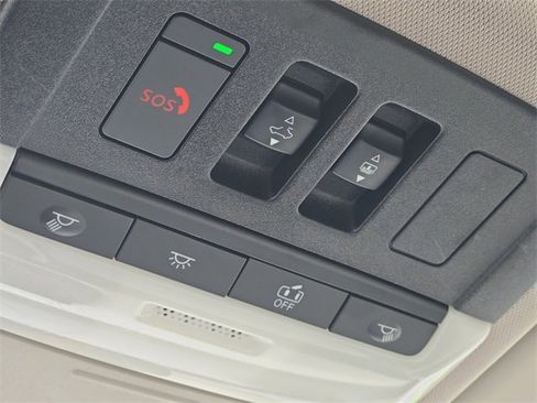 Used 2022 Nissan Rogue SL image 27