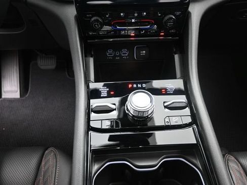 Used 2025 Jeep Grand Cherokee Summit AWD/4WD image 13
