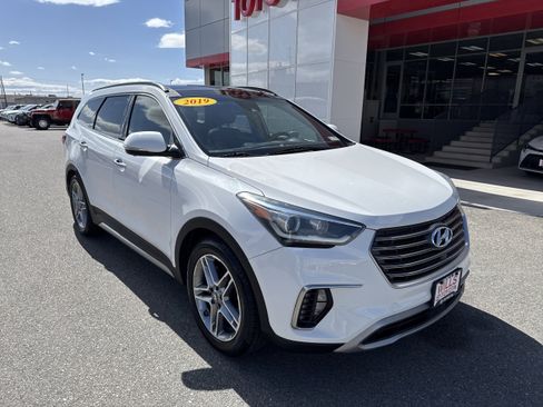 Used 2019 Hyundai Santa Fe XL FWD image 1