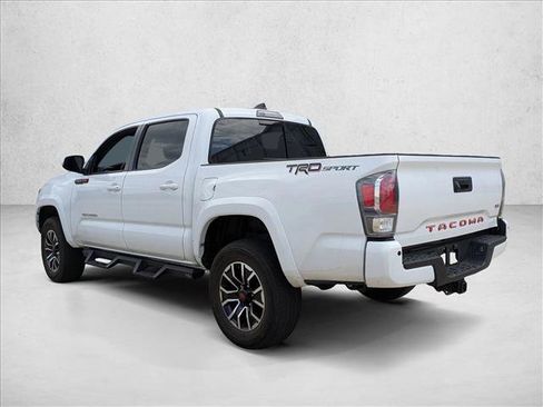 Used 2022 Toyota Tacoma TRD Sport w/ Technology Package image 7