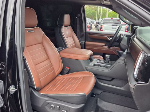 Used 2024 GMC Sierra 1500 Denali Ultimate AWD/4WD image 24