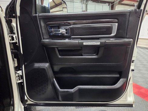 Used 2018 RAM 3500 Laramie Longhorn image 38