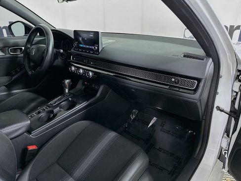 Used 2022 Honda Civic Sport image 32