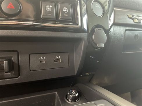 Used 2021 Nissan Titan Platinum Reserve w/ Off Road Protection Package image 28