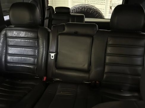 Used 2005 HUMMER H2 w/ Preferred Equipment Group image 22