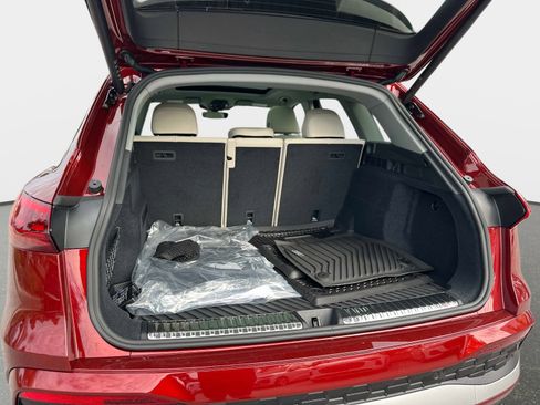 New 2025 Audi Q5 Premium image 10