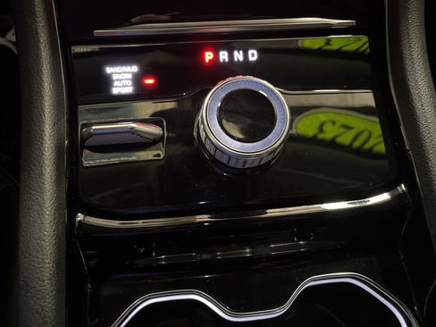 Used 2023 Jeep Grand Cherokee Limited w/ Black Appearance Package image 21