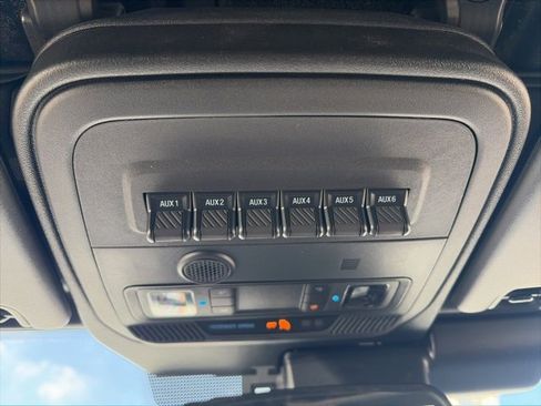 New 2025 Ford Bronco Big Bend w/ Black Diamond Package image 25